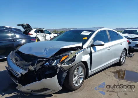 2015 Hyundai Sonata Se z USA, uszkodzony, nr VIN 5NPE24AF6FH206820